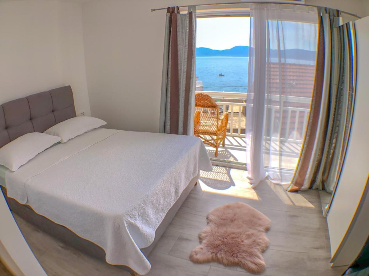 Apartments By The Sea Gradac, Makarska - 13181 Gradac  Εξωτερικό φωτογραφία